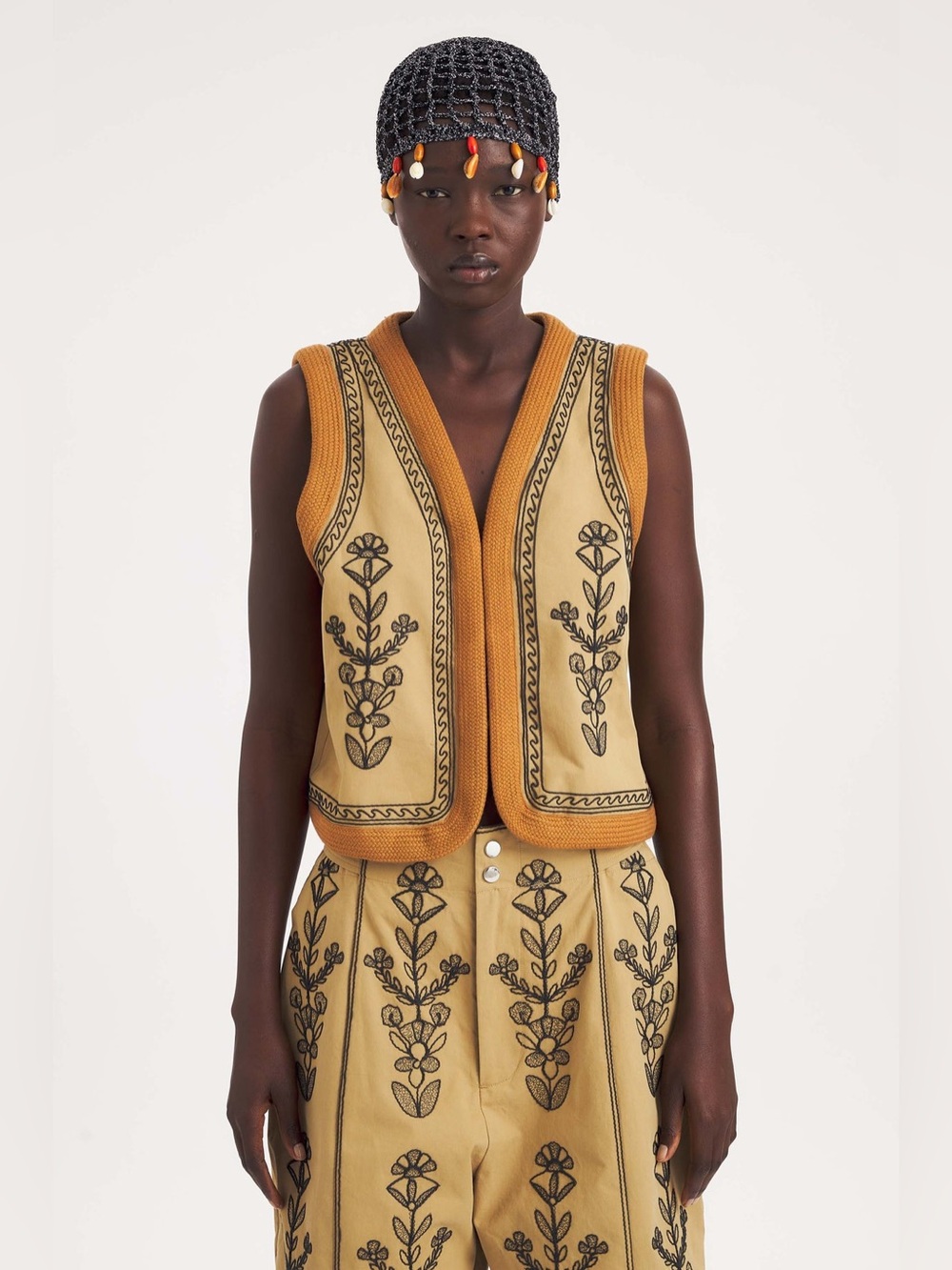 🆕 Antik Batik Maria Vest - size 40 - Embroidered Flowers